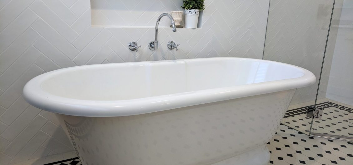 Freestanding bath tub sydney